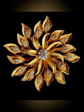 VTG Eisenberg © Rhinestone Dahlia Floral Leaf Burst Brooch Signed Mid Century